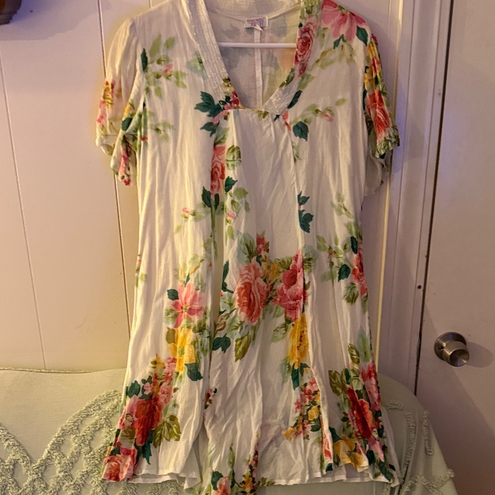 Funky People Floral V-Neck Tunic Dress - White and Pink